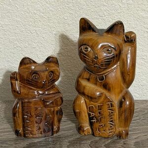 Hawaii Craved Wooden Lucky Cat Set